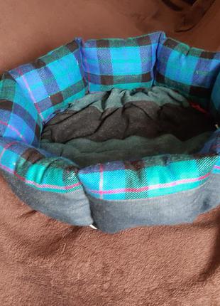 Двостороння лежанка лежак 40×40 спальне місце для кішок і собак2 фото