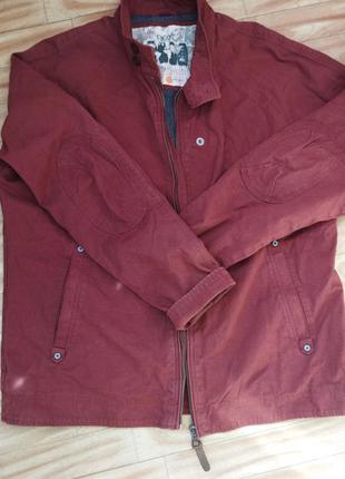 Курточка коричнева