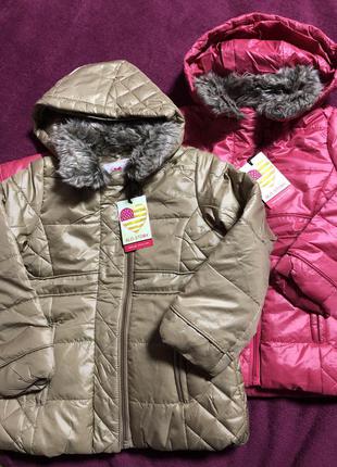 Куртка по. венгрия на 104-110см