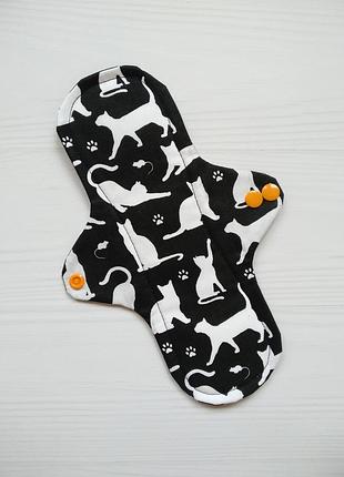 Многоразовые прокладки для критических дней. большой выбор тканей.