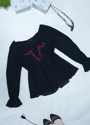 💜черная шифоновая прозрачная блуза с красной вышивкой на груди и завязками на шнурок.1 фото
