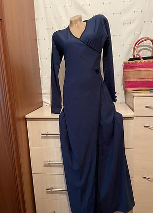 Стильное длинное  платье с рукавом тёплое на запах
