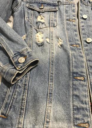 Удлинненая джинсовая куртка3 фото
