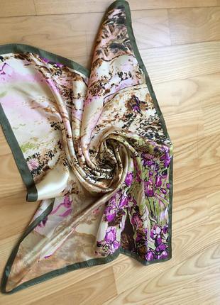 Шелковый платок, стильный аксессуар на осень.3 фото