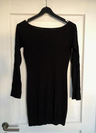 Чёрное короткое шелковое 50% облегающее платье с кружевом6 фото