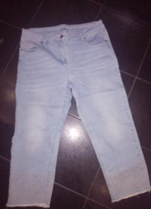 Симпатичний, укороченние джинси с вишивкой для королевского размера1 фото