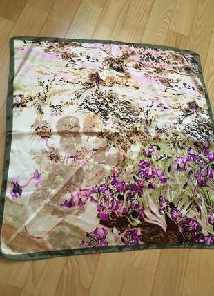 Шелковый платок, стильный аксессуар на осень.2 фото