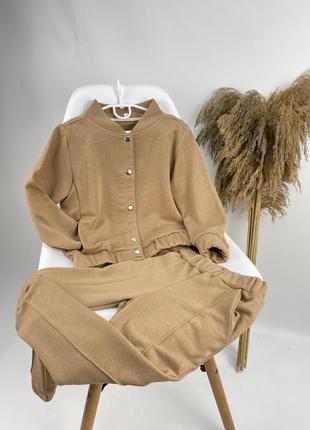 Стильний костюм на кнопочках кофта