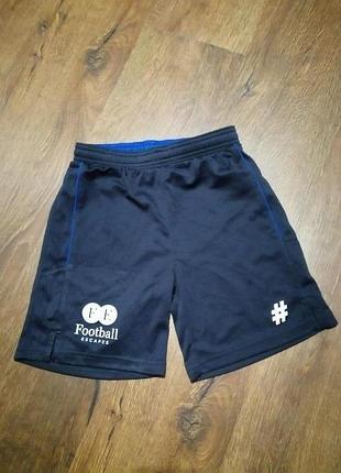 Спортивні шорти, є розміри