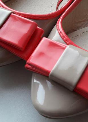 Балетки нюд бежевые и коралл острый носок с бантом