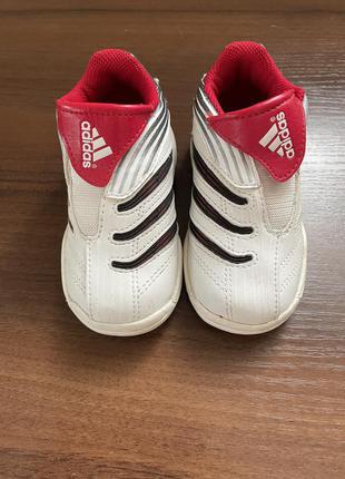 Кроссовки adidas3 фото