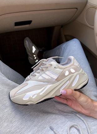 Кросівки adidas yeezy 700 analog кросівки10 фото