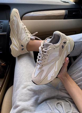 Кросівки adidas yeezy 700 analog кроссовки2 фото