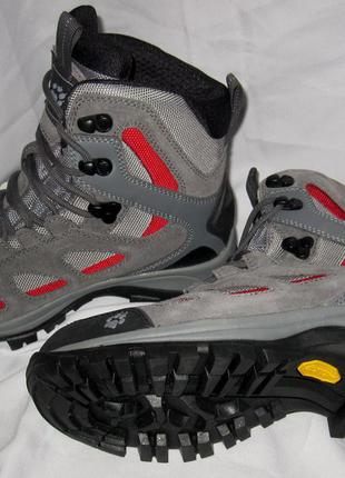 Ботинки jack wolfskin,раз 37 3