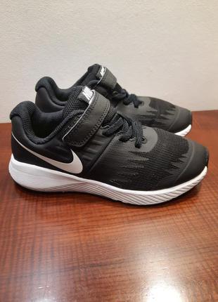 Кросівки nike