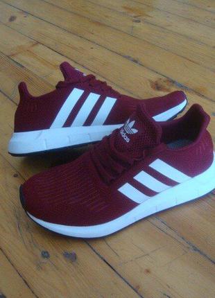 Кроссовки adidas originals swift run оригинал 40 размер 25.5 см