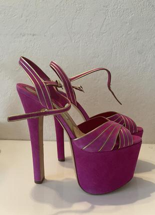 Босоножки brian atwood