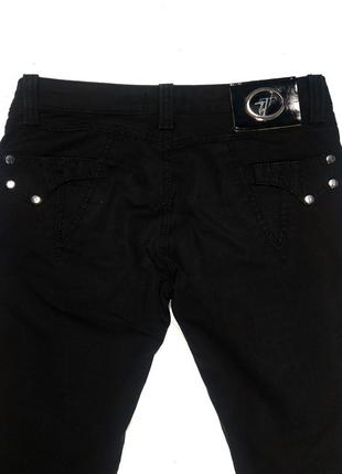 Черные женские зауженные джинсы trussardi оригинал6 фото