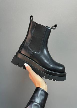Черевики жіночі ботега bottega veneta boots classic black no logo