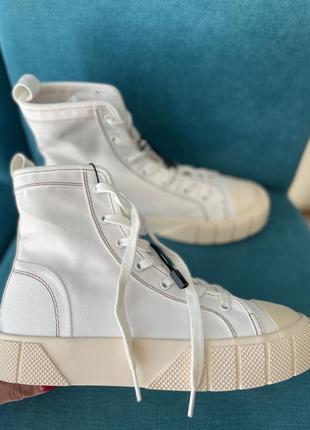 Кеди zara