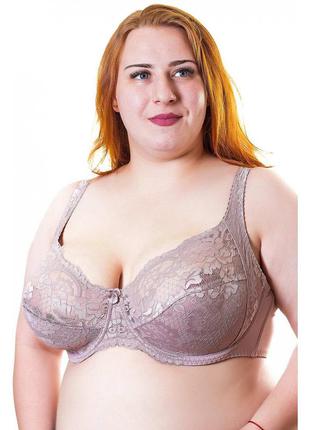 Бюст на чашку f