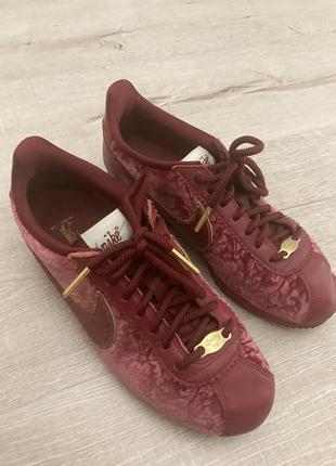 Стильные nike cortez original