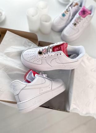 Жіночі кросівки nike air force 1 white lace red знижка sale | жіночі кросівки найк білі знижка3 фото