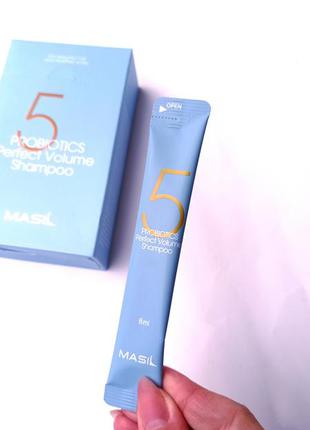 💙 міні-версія new❗ шампунь з пробіотиками для ідеального об єму masil 5 probiotics perfect volume shampoo (8 ml)2 фото