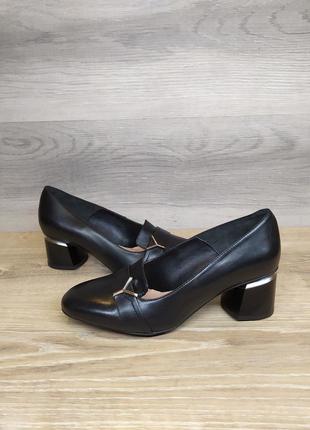 Кожаные туфли , женские туфли на каблуке 36  размера. модель 24024 фото