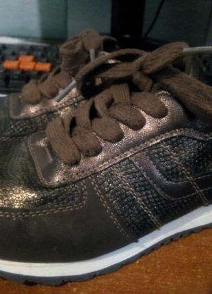 Разпродаж ! замшеві кросівки ixoo. розмір 36.