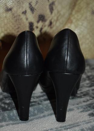 Туфли черные женские каблук9 фото