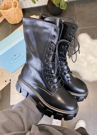 Prada high boot black женские трендовые массивные черные демисезонные ботинки с молнией бренд жіночі чорні неформальні ботінки тренд гранж панк4 фото