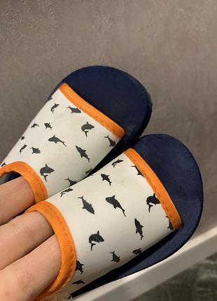 Босоніжки