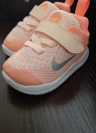 Кроссовки nike 4