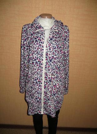 Водоотталкивающий тонкий плащ парка-принт леопард.