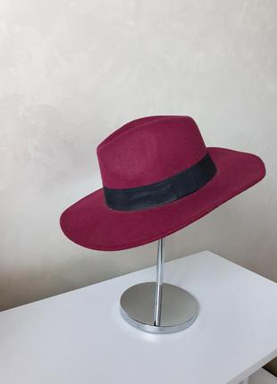 Фетровая бордовая шляпа5 фото