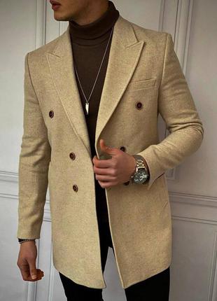Slimfit пальто, идеальный вариант на осень