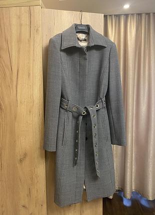 Elisabetta franchi пальто