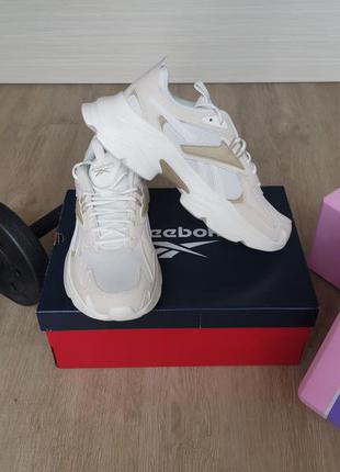 Женские кроссовки reebok g576511 фото