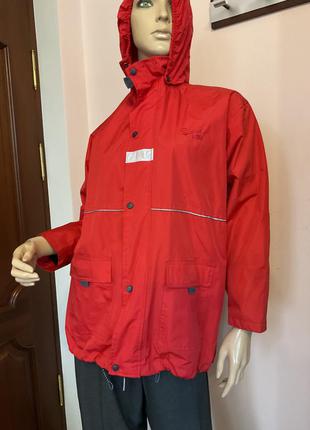 Червона куртка зі світловідбивачами /52/brend revival