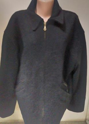 Пальто мужское укороченное