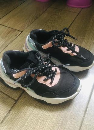 Кросовки, кросівки