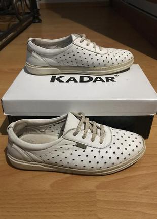 Шкіряні кросівки kadar