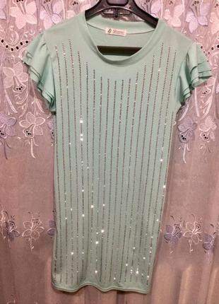 Платье в камнях