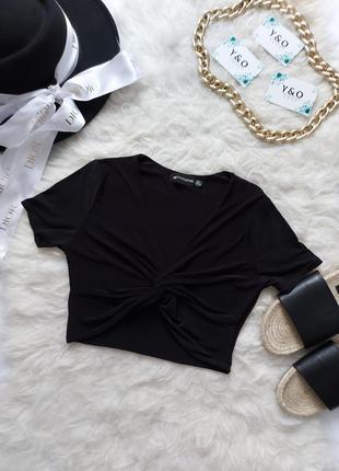 Дуже красивий чорний чорний топ в ідеальному стані 🖤prettylittlething🖤