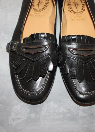 Triver стильные кожаные туфли 36,5-37 размер5 фото