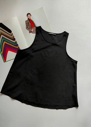 Топ чорного кольору calliope. під джинси, однотонні брюки, шорти з високою посадкою або спідницю-олівець