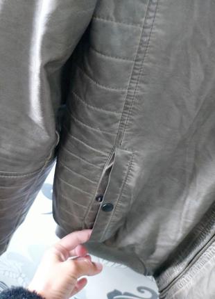 Коричневая бежевая серая мужская кожаная куртка бомбер искуственная кожа пиджак жакет эко кожа5 фото
