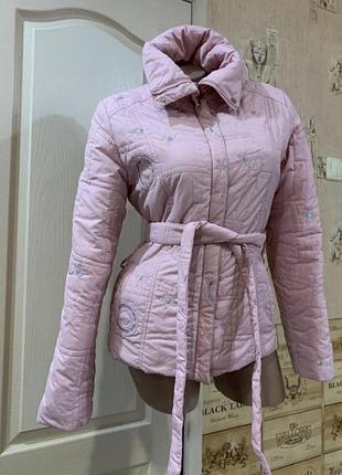 Куртка, дуже красива з паєтками