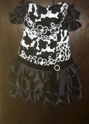 Шикарне плаття з відкритими плічками,верх корсетиком розшите паєтками розмір s3 фото